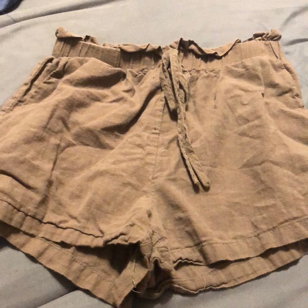 Green paperboy shorts